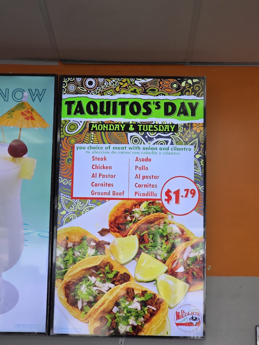 EL MOLCAJETE SHOREWOOD Photo Menu 2