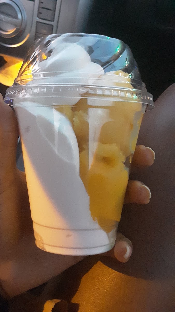 Zarlengo's Soft Serve Photo 8