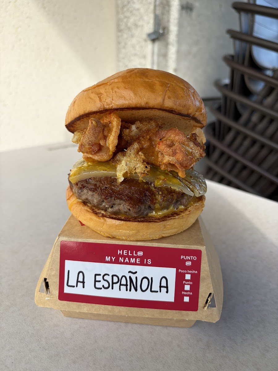 La Nave Burger Photo 4