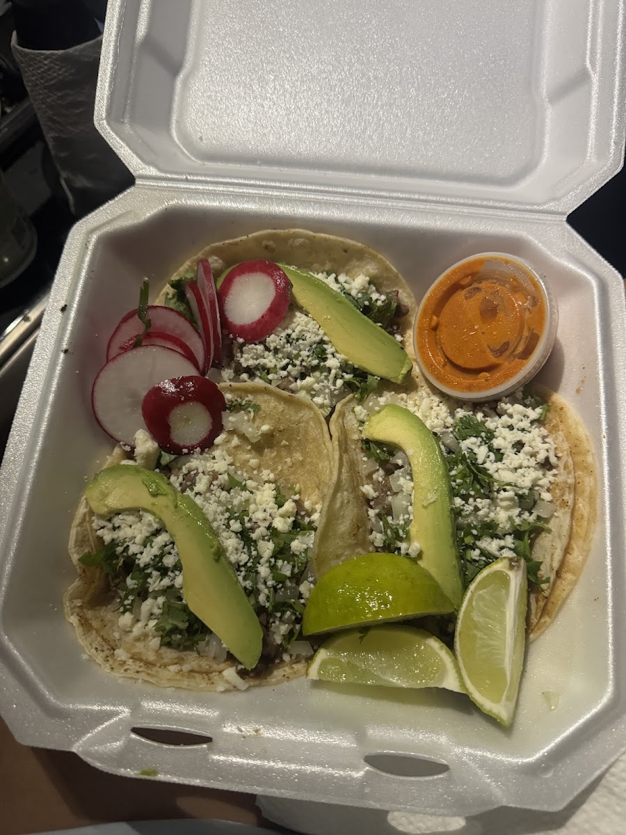Lupitas Food Truck Photo 5