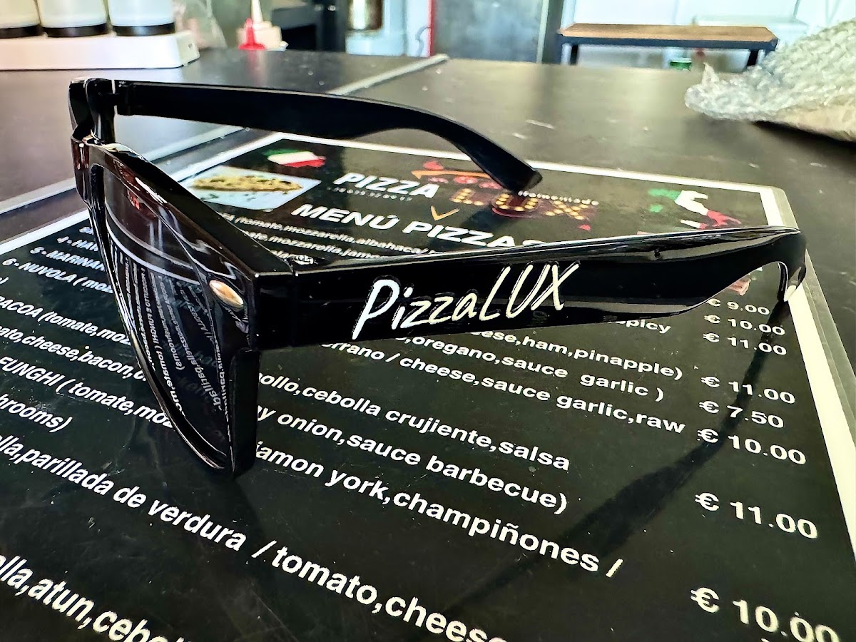 Pizza Lux Photo Menu 10