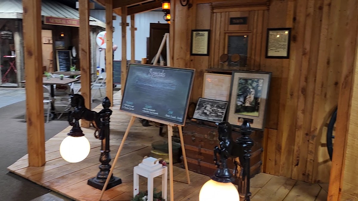 The Cottage House Restaurant Photo 2