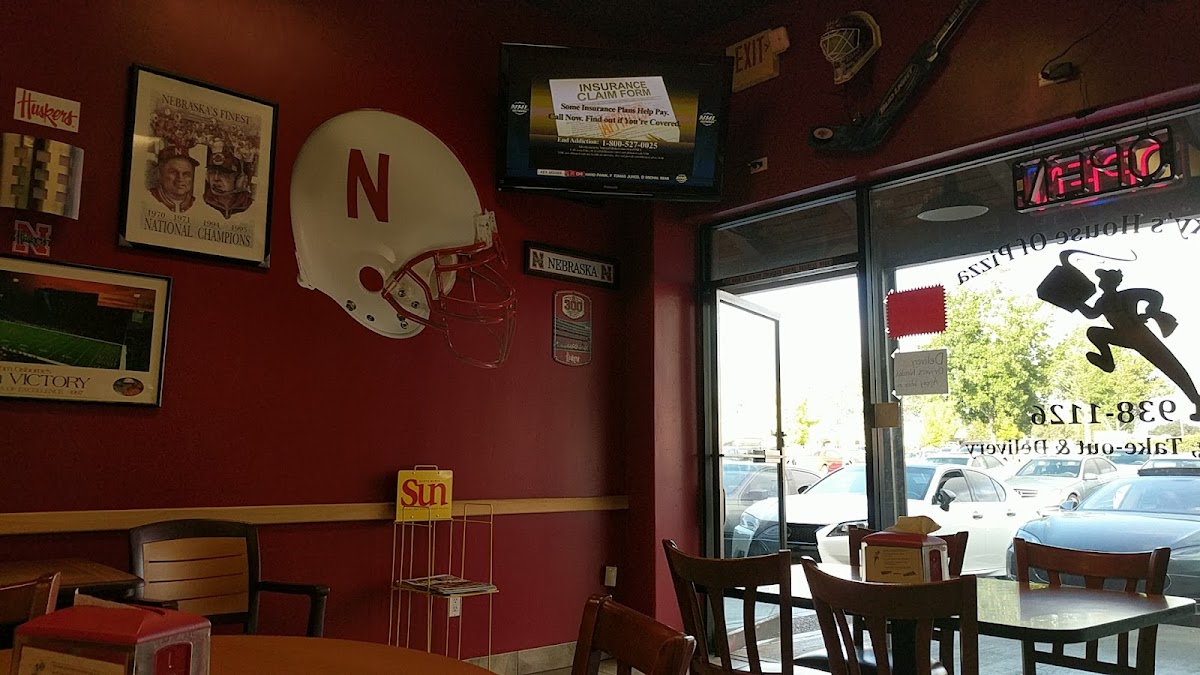 Ricky's House of Pizza Photo 9