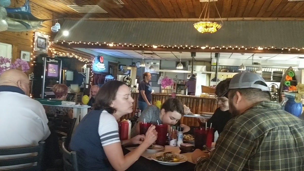 Crazy Fish Seafood Shack Photo 2
