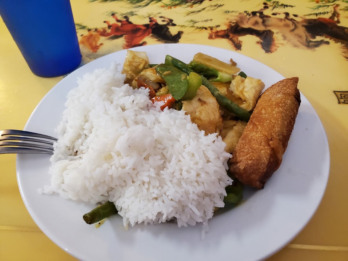 Golden China Restaurant Photo 5