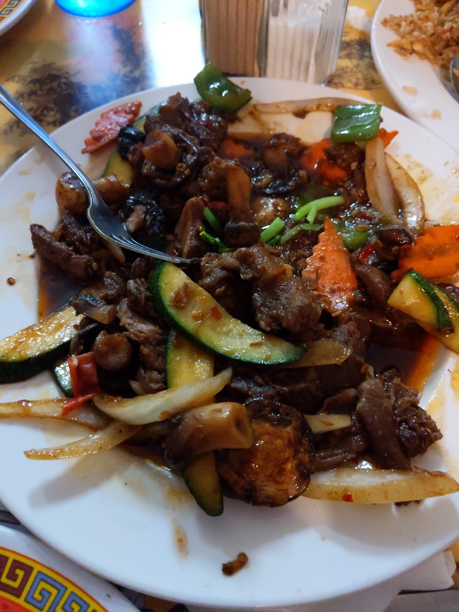 Golden China Restaurant Photo 6