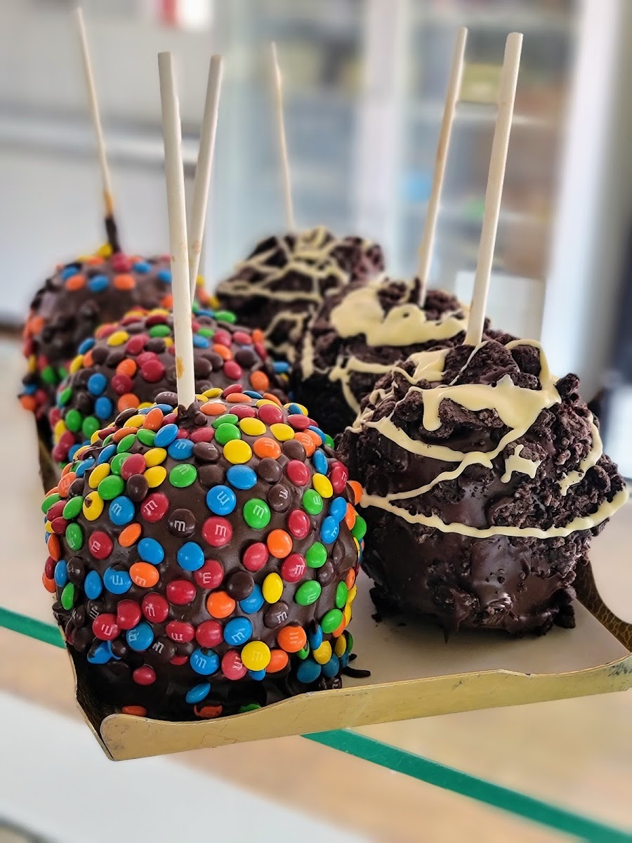 Summer Sweets Ice Cream Shop in Lavallette, NJ Photo 8
