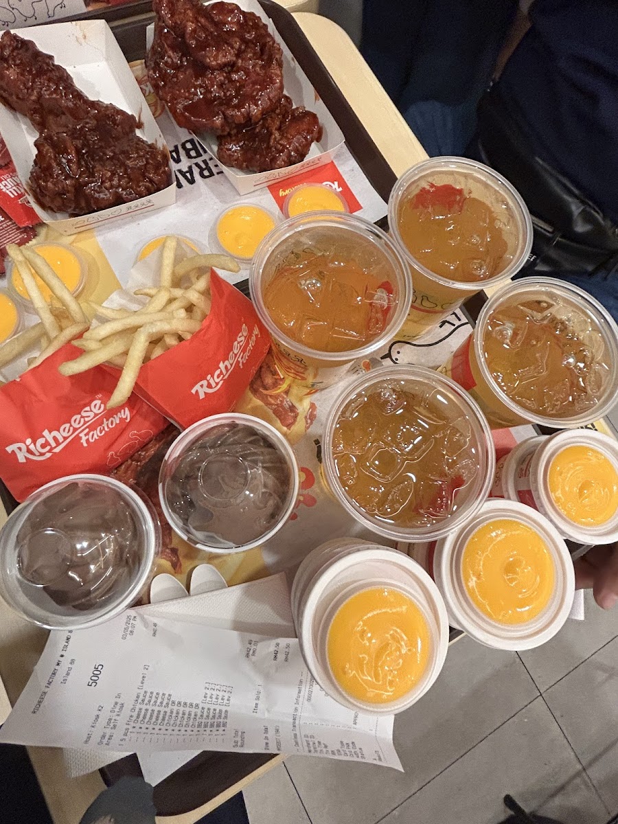Richeese Factory Island 88 Photo 4