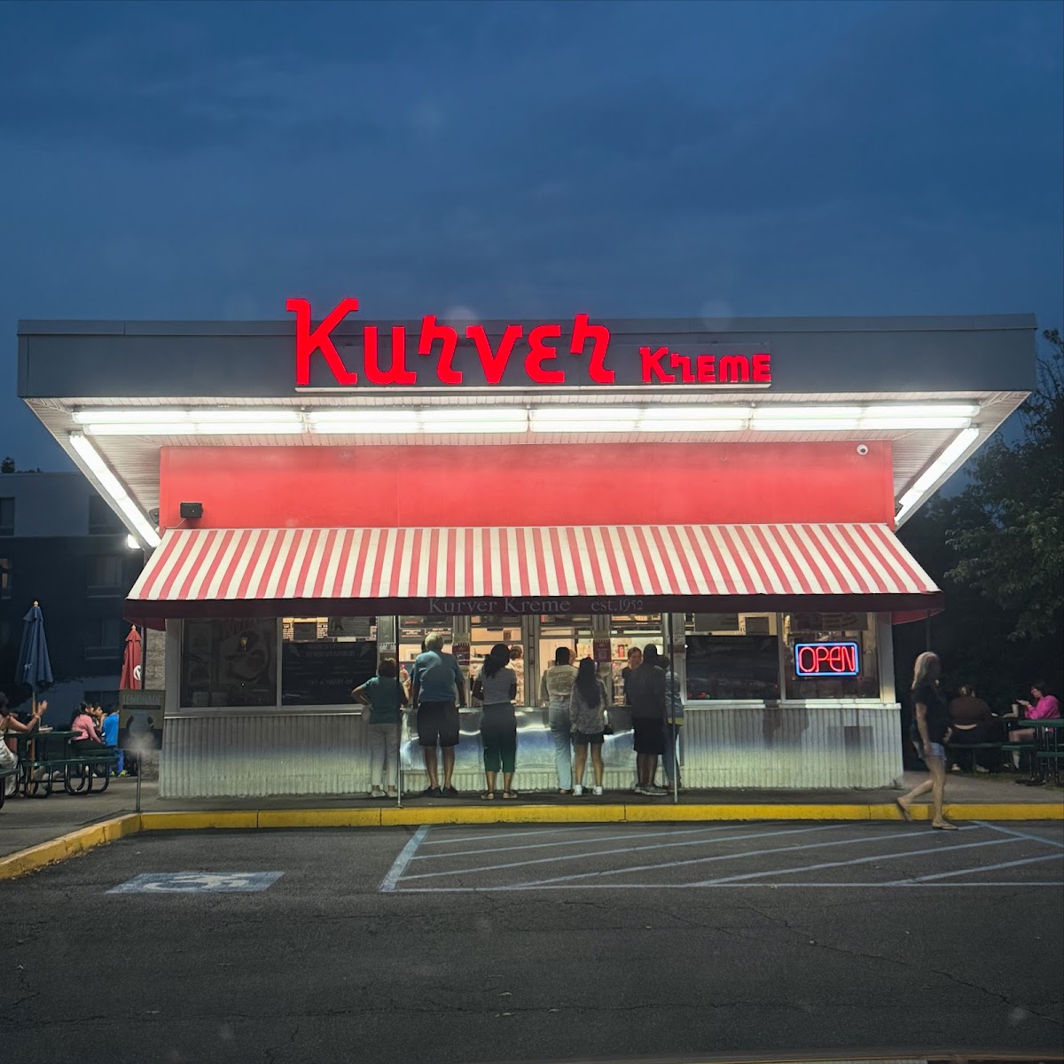 Kurver Kreme Photo 4