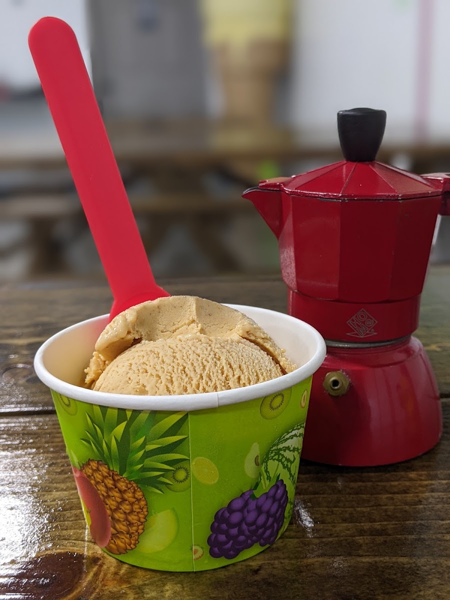4 Sisters Ice Cream Photo 10