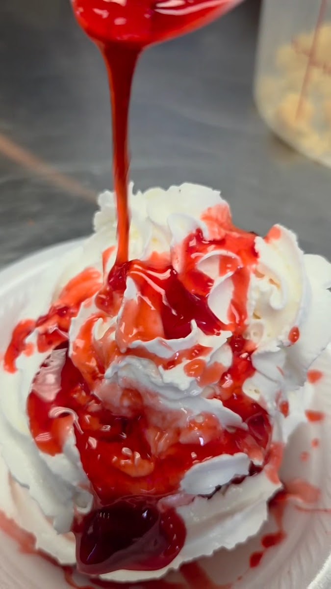 4 Sisters Ice Cream Photo 2