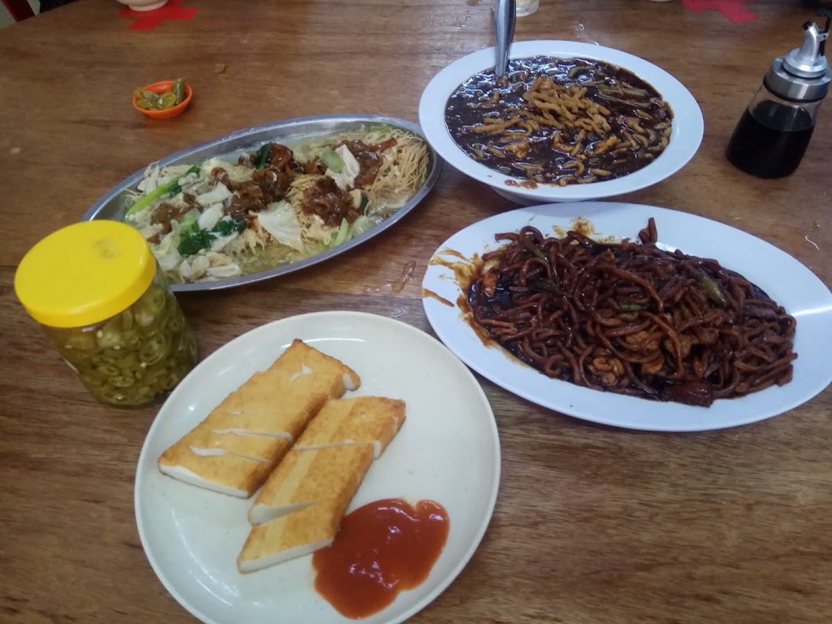 Xin Yuen Kee 新源记卤面店 Photo 6