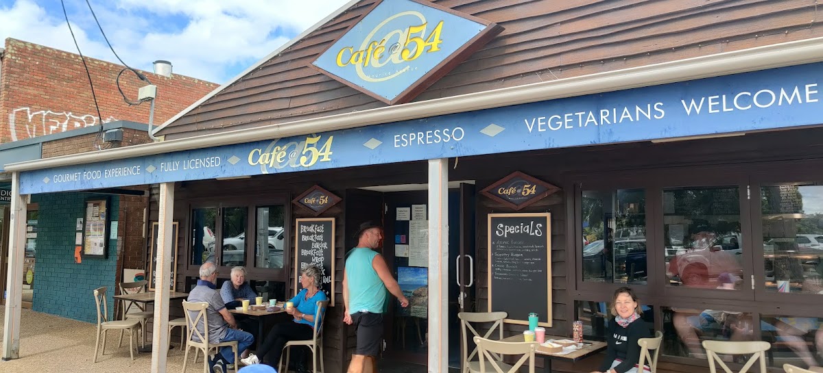 Cafe 54