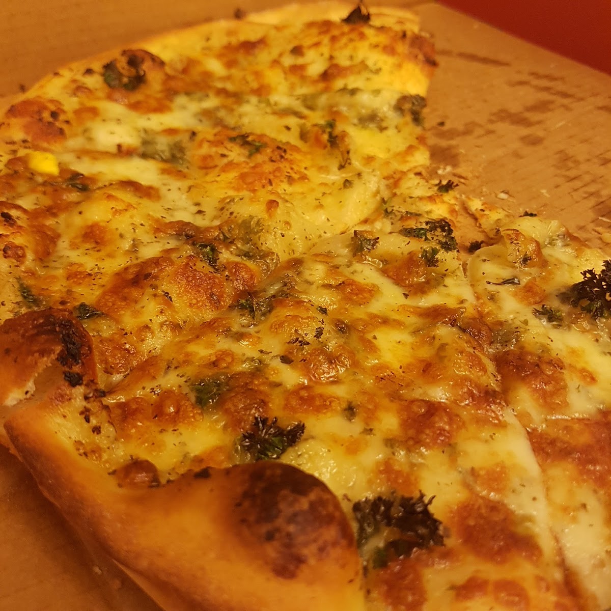 Cosmopolitan Pizzeria & Pasta Kitchen Photo 5