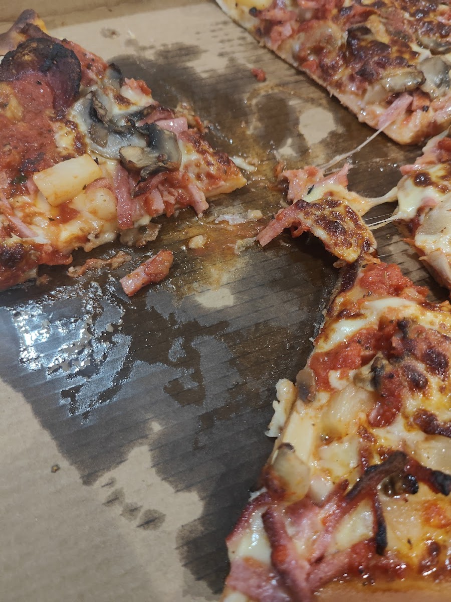 Cosmopolitan Pizzeria & Pasta Kitchen Photo 6