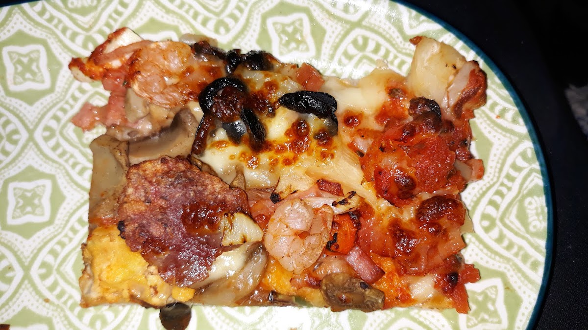 Cosmopolitan Pizzeria & Pasta Kitchen Photo 8