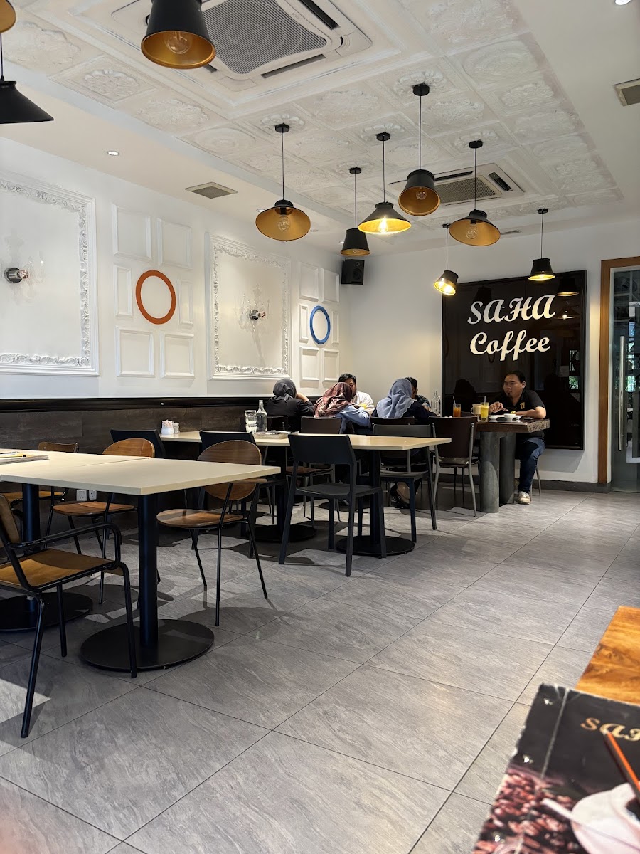 Saha Coffee & Fruit Bar S/B (HQ) Photo 3
