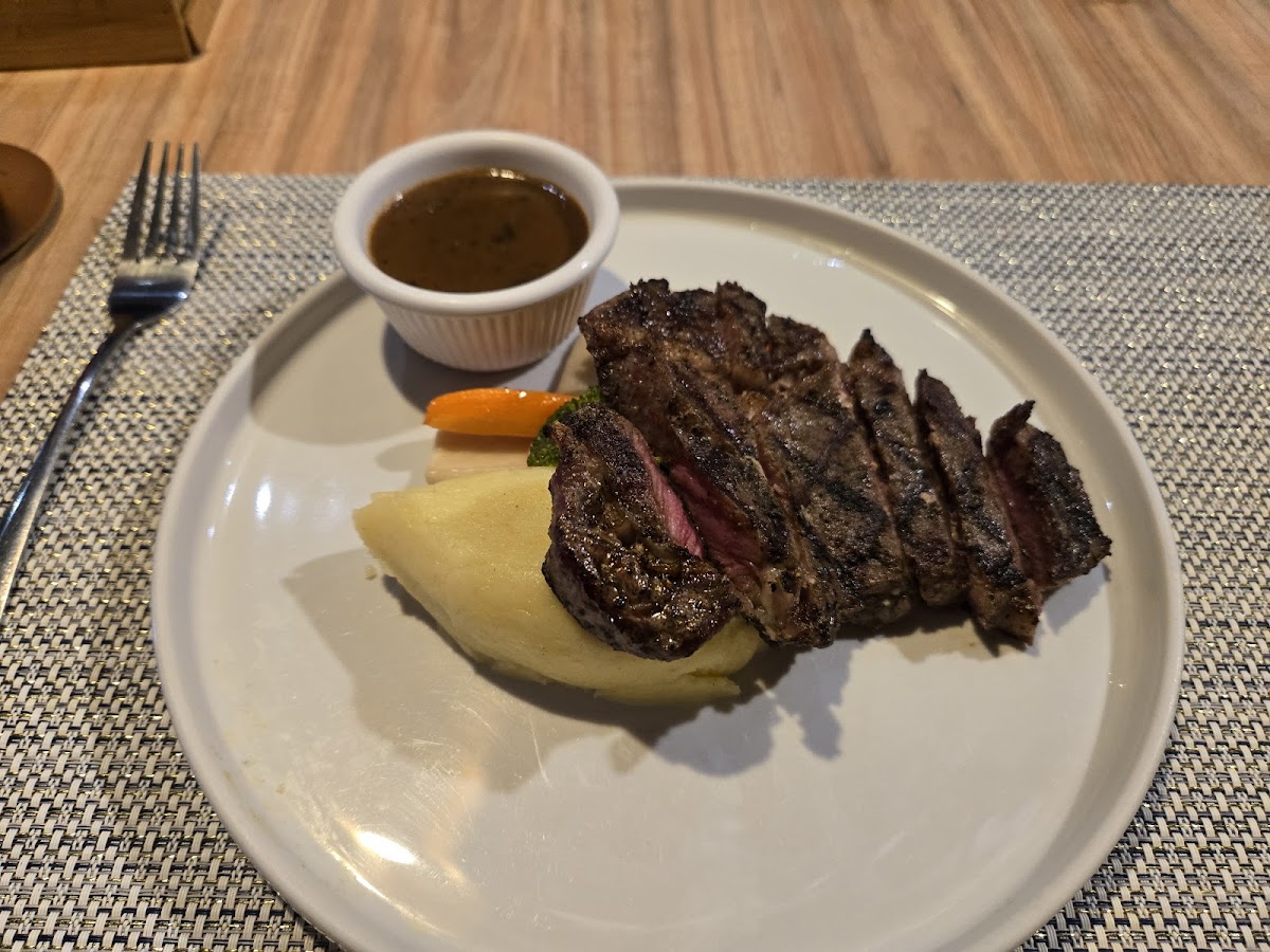 Hiro Steak - Premium Steak House Photo 4