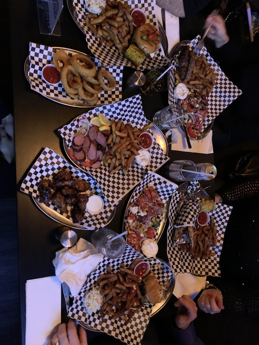 Publiks Burger Bar Photo 6