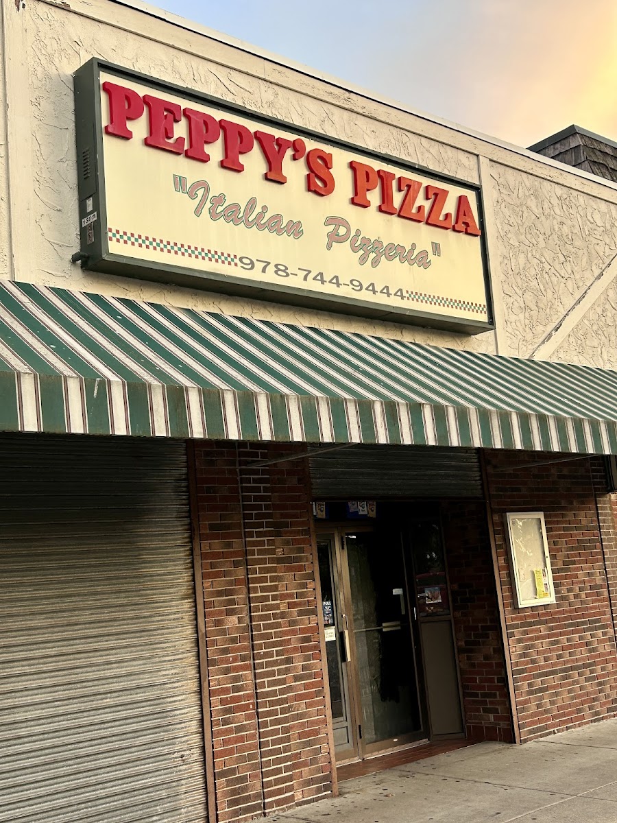 Peppy's Pizzeria Photo 1