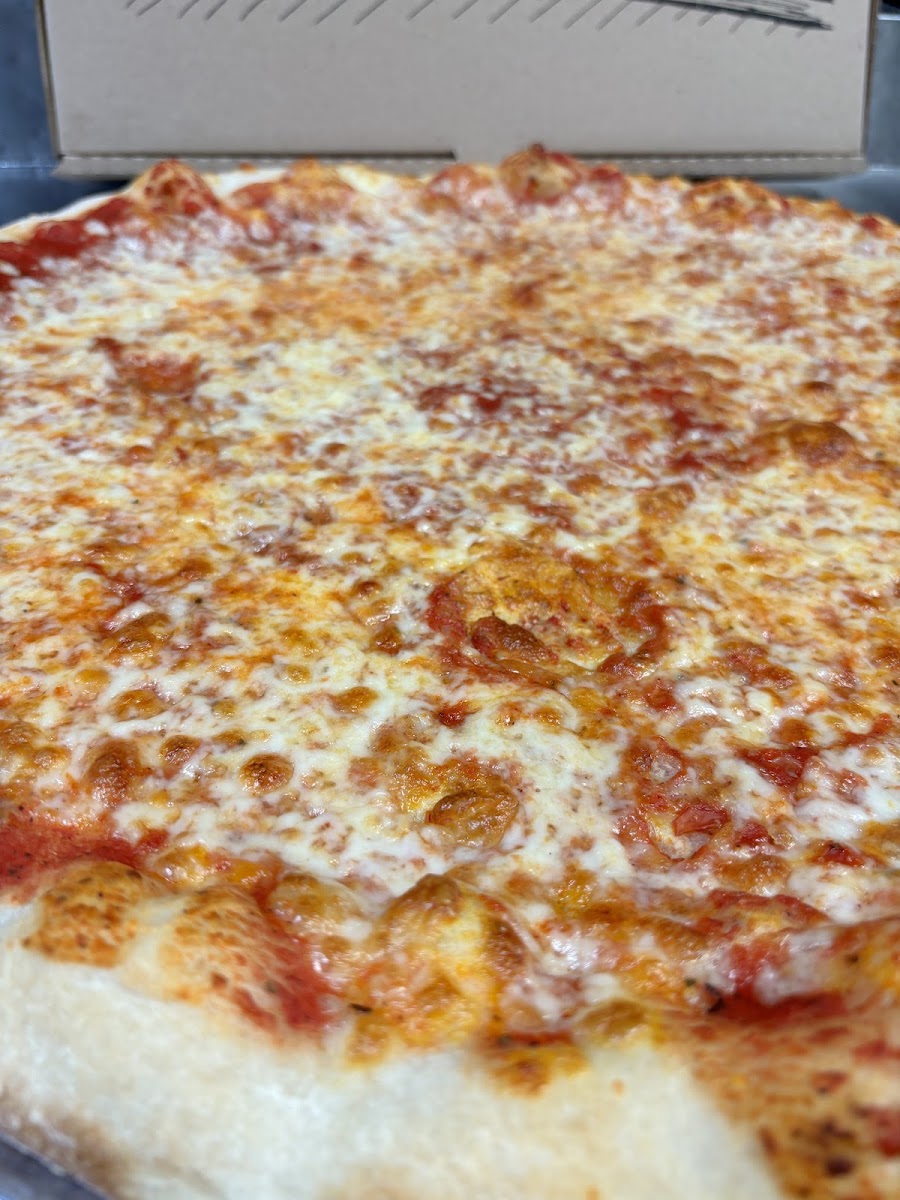 Peppy's Pizzeria Photo 10