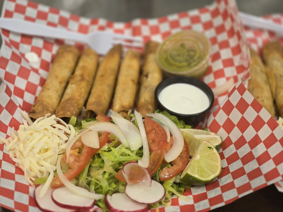 Valentina's cocina mexicana Photo 8