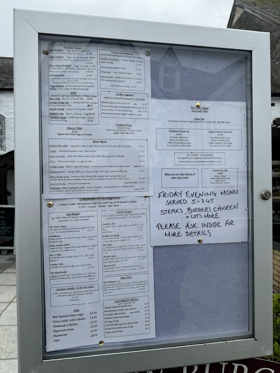 Crossbow cafe & grill Photo Menu 3
