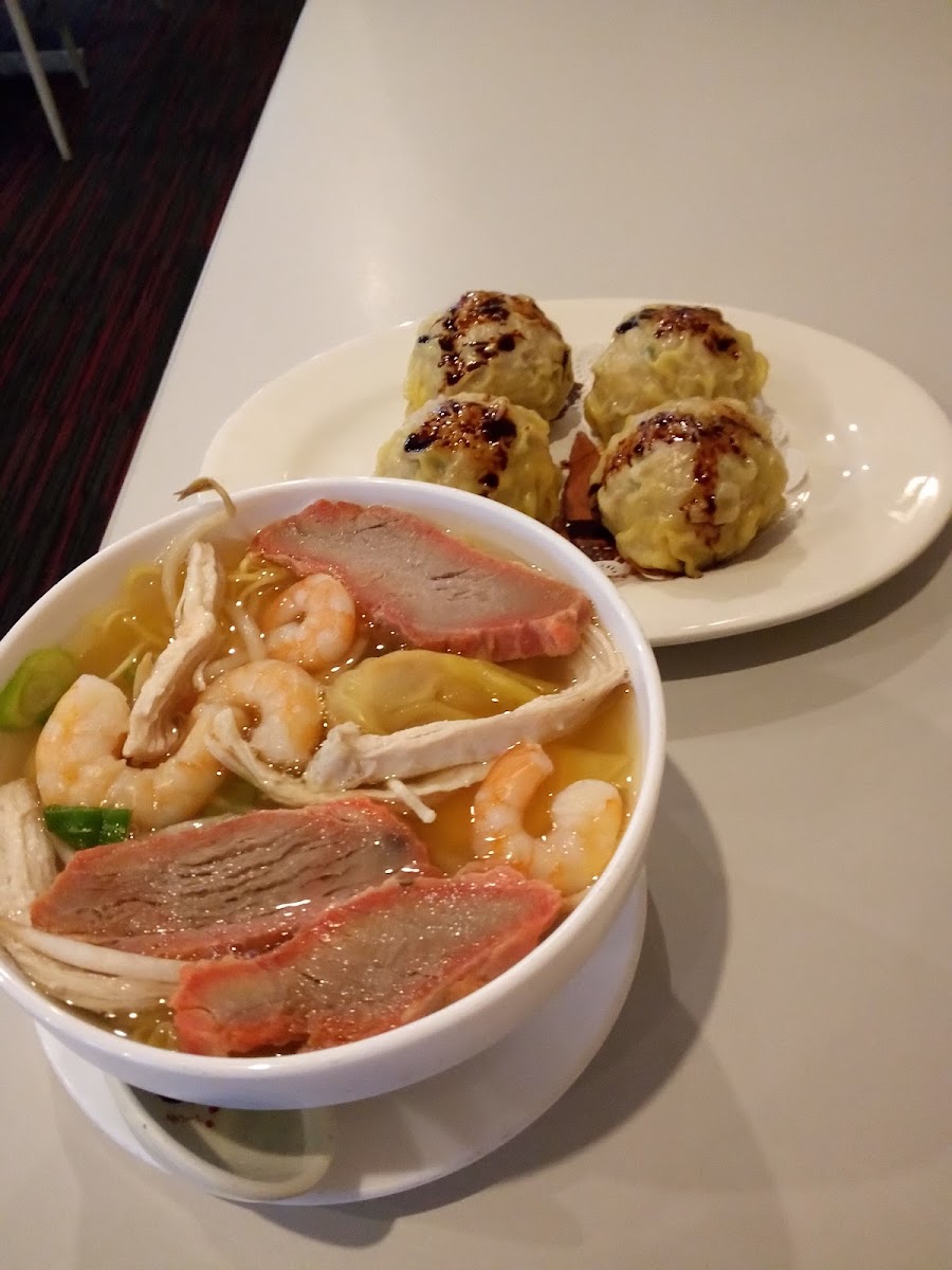 Albany Court Chinese Restaurant Photo 8