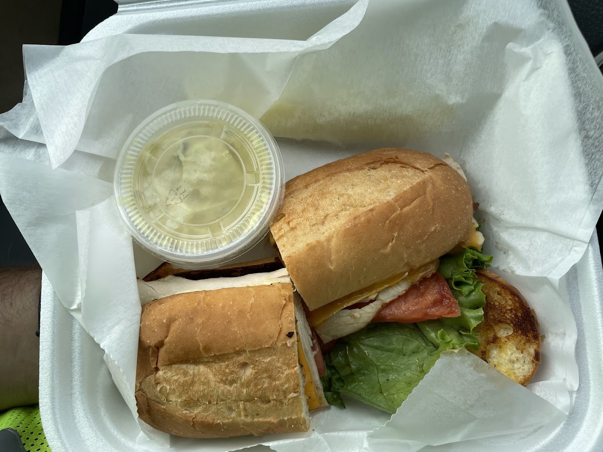 Poplar Dawg's Eatery Photo 4