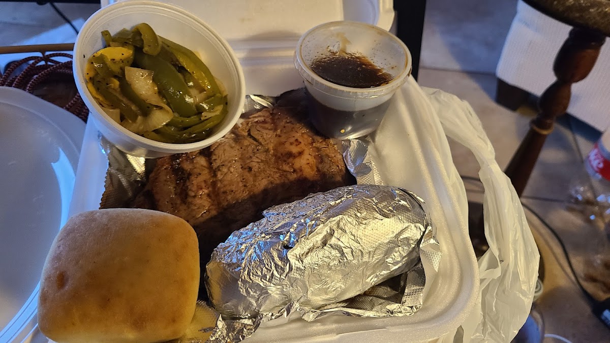 Poplar Dawg's Eatery Photo 5