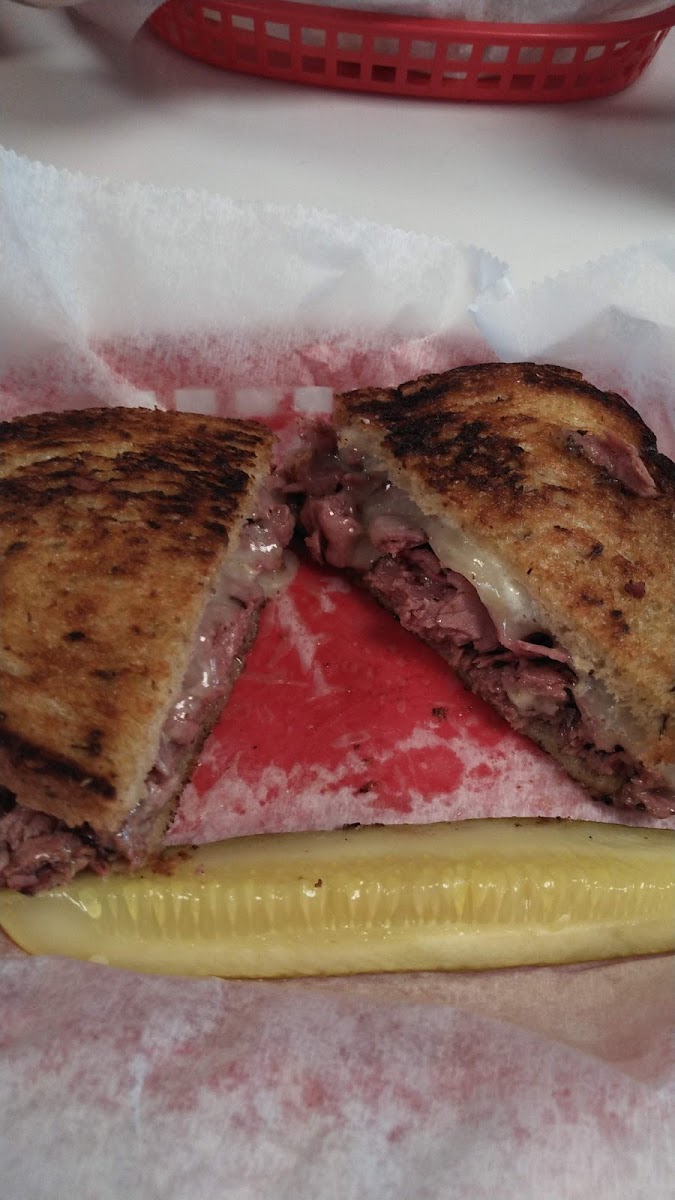 Poplar Dawg's Eatery Photo 8
