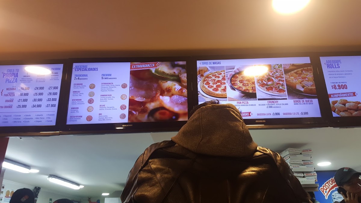 Domino's Pizza Villa del Prado Photo Menu 2