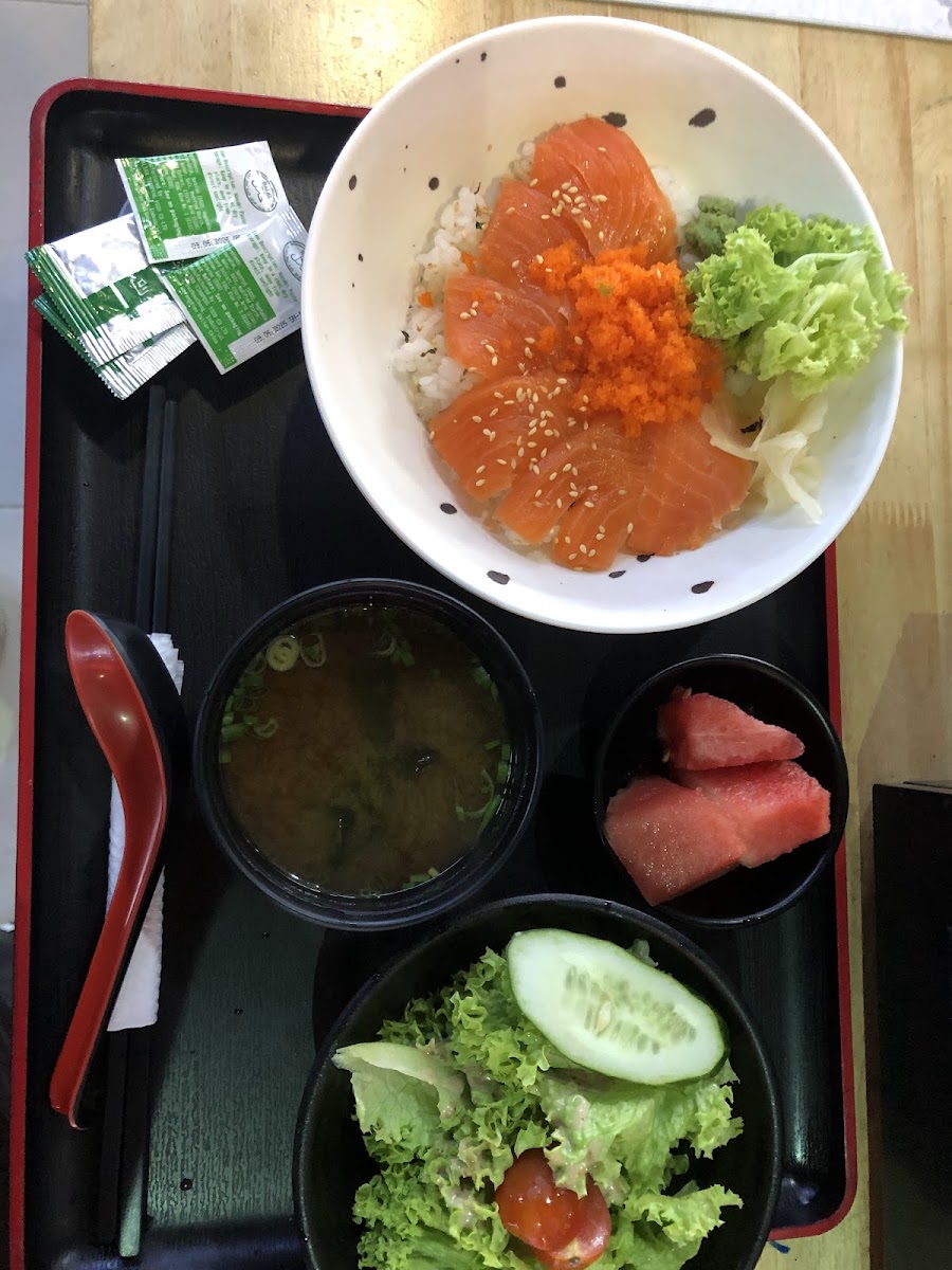 Sushi Village Sashimi and Donburi - Bangsar Southlink Photo 4