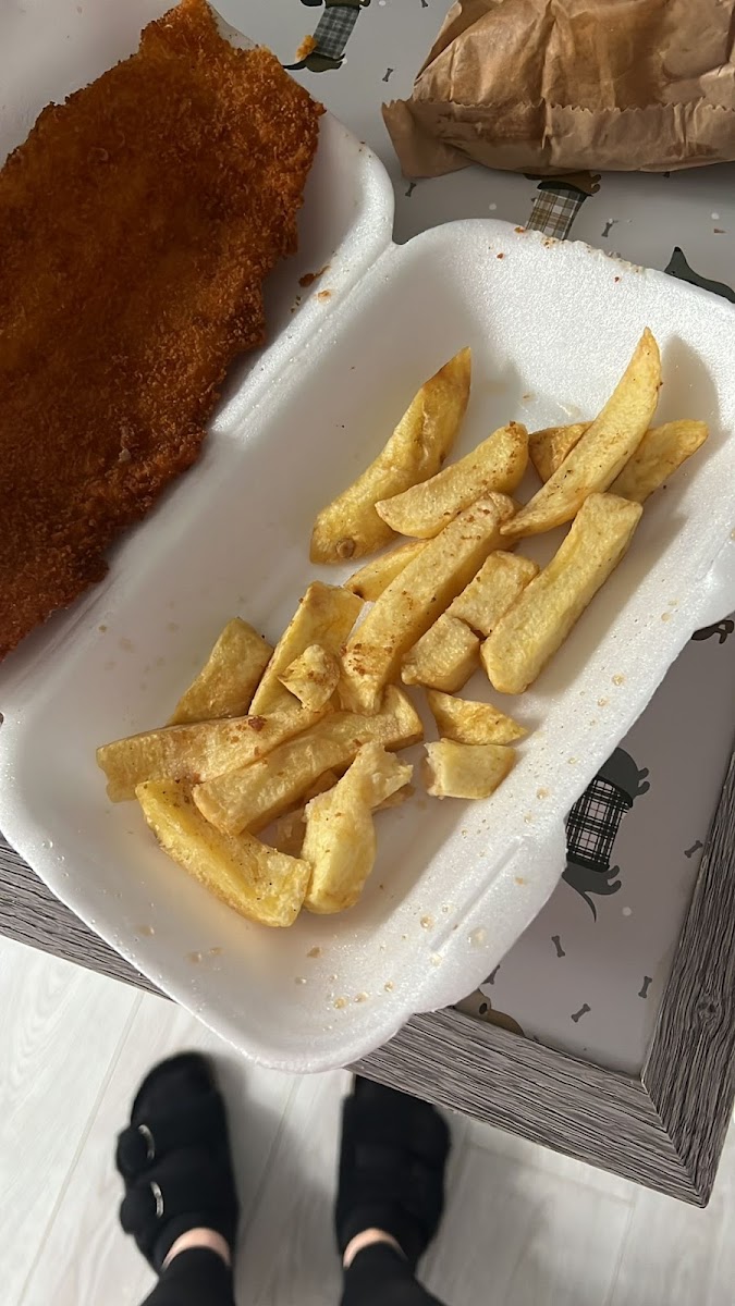Best Chippy - Muirhead Photo 2