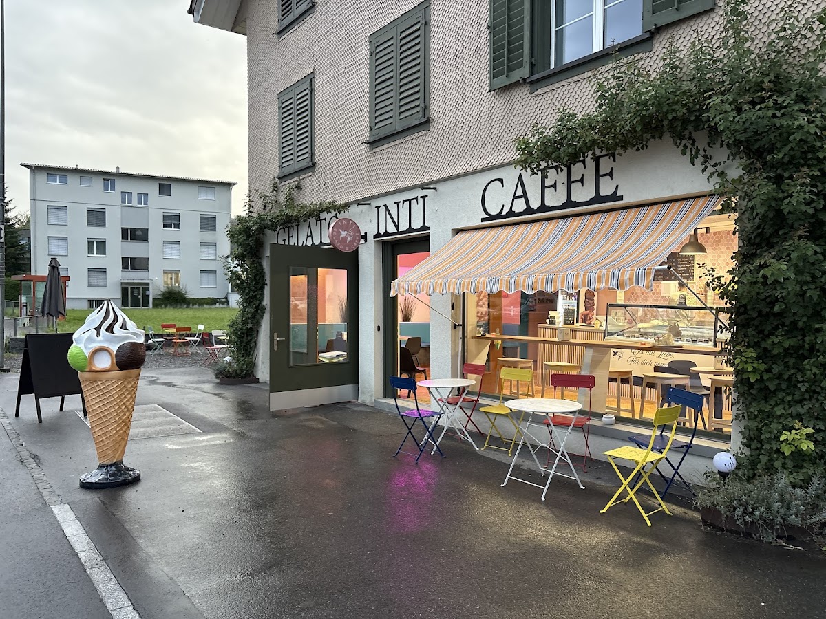 Inti Gelato & Caffè Photo 9