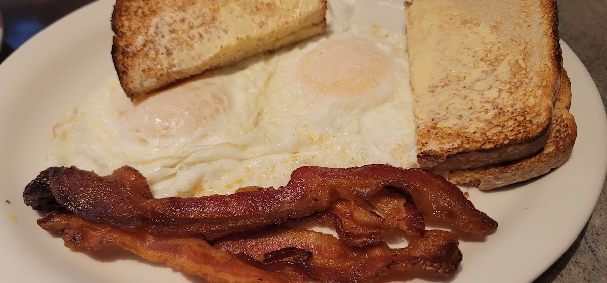 East Gate Luncheonette