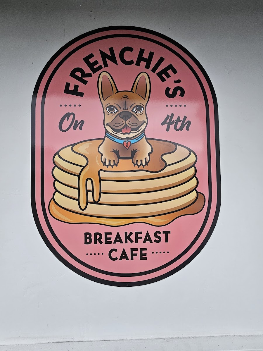 Frenchie's on 4th Photo 4