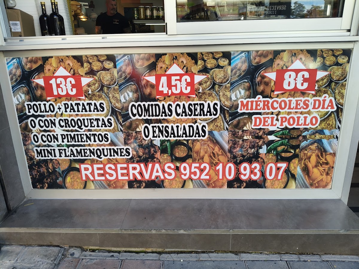 Asador de pollos- El clínico. Agustín Pineda Photo Menu 5