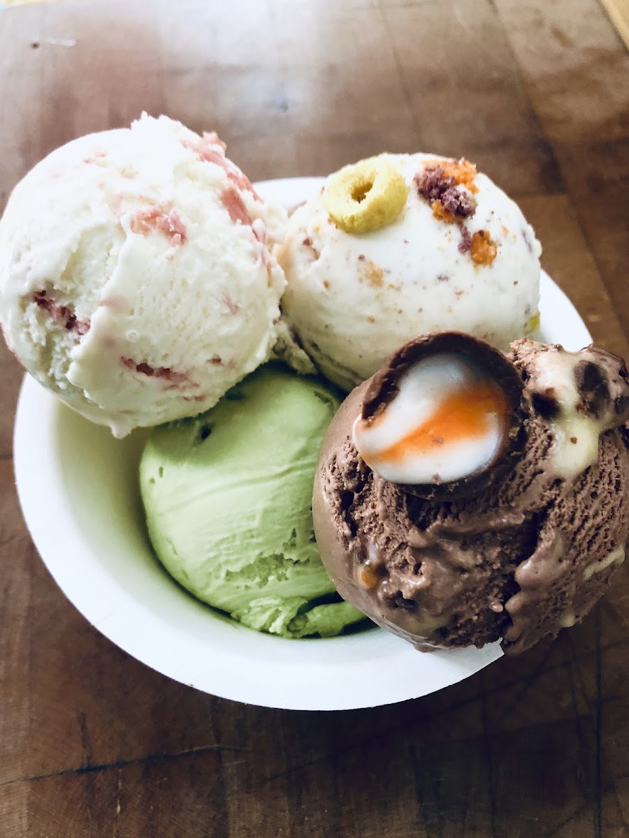 Bang Bang Ice Cream & Bakery Photo 4