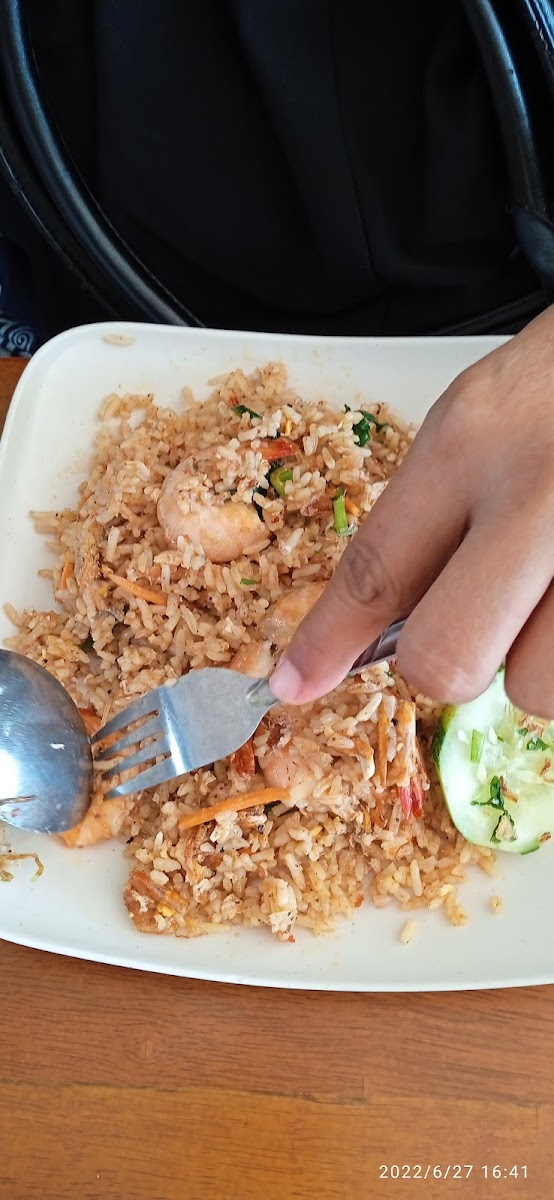 Kedai Makan Sri Pantai Mak Jah Photo 5