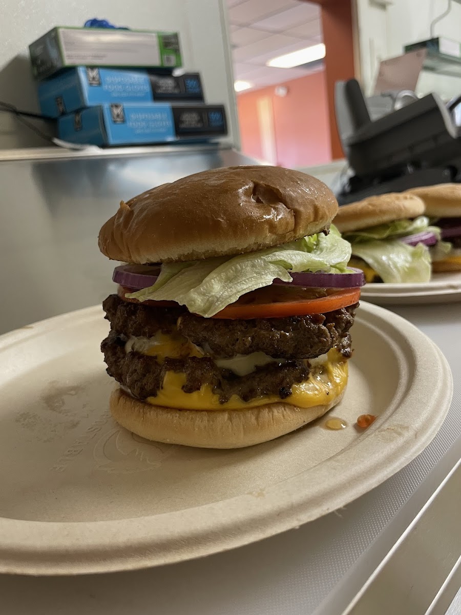 Pappy’s Burgers and BBQ Photo 7