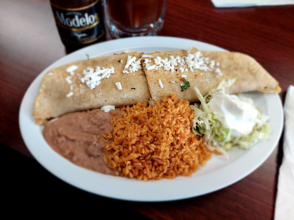 El Rio Authentic Mexican Restaurant Photo 10