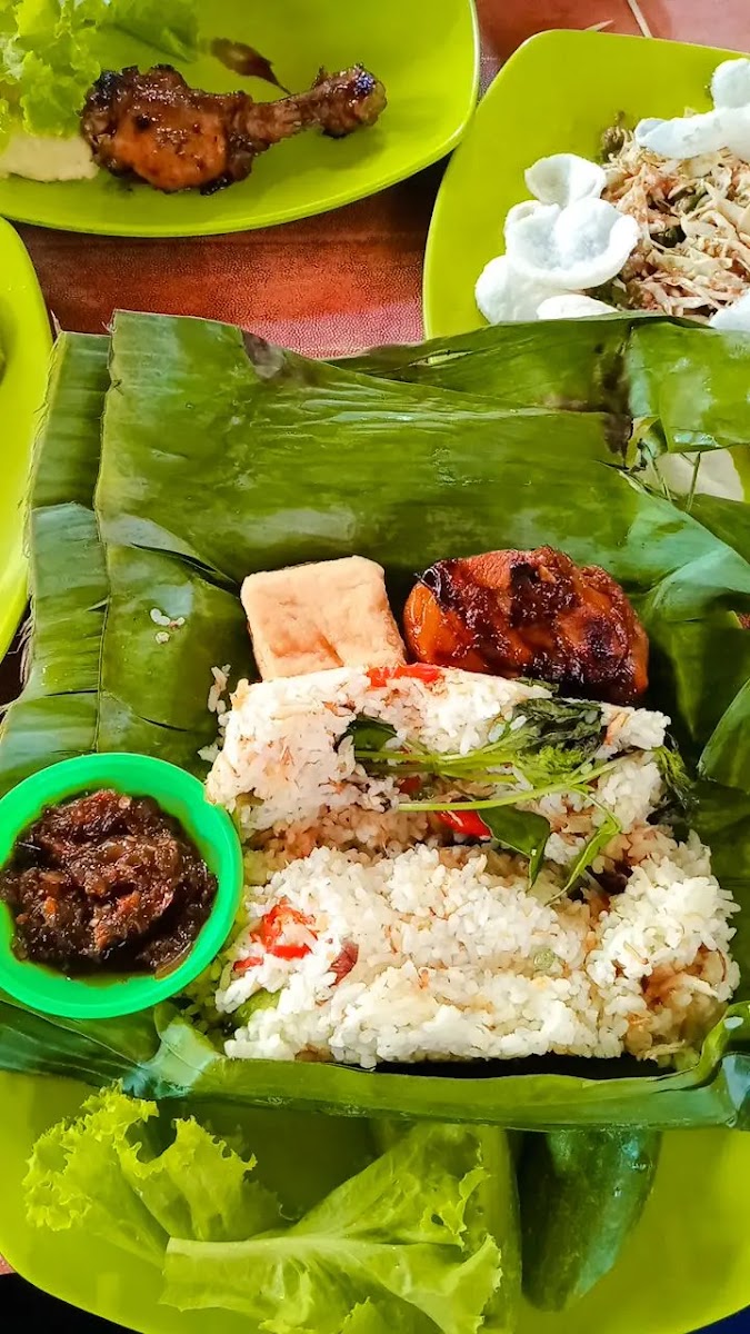 Rumah Makan Lesehan Zembar Photo 5
