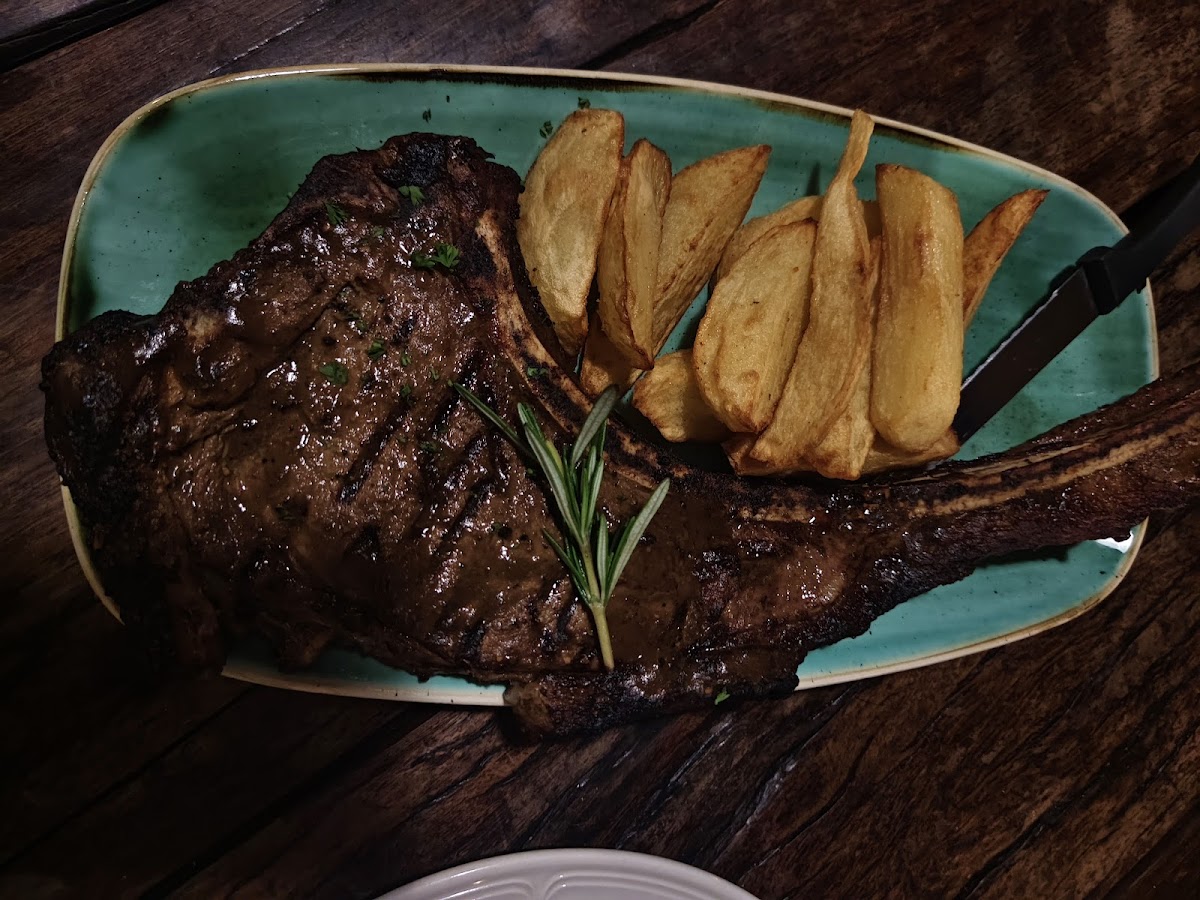 Cardoso Portuguese Kitchen Bar & Lodge Photo 3