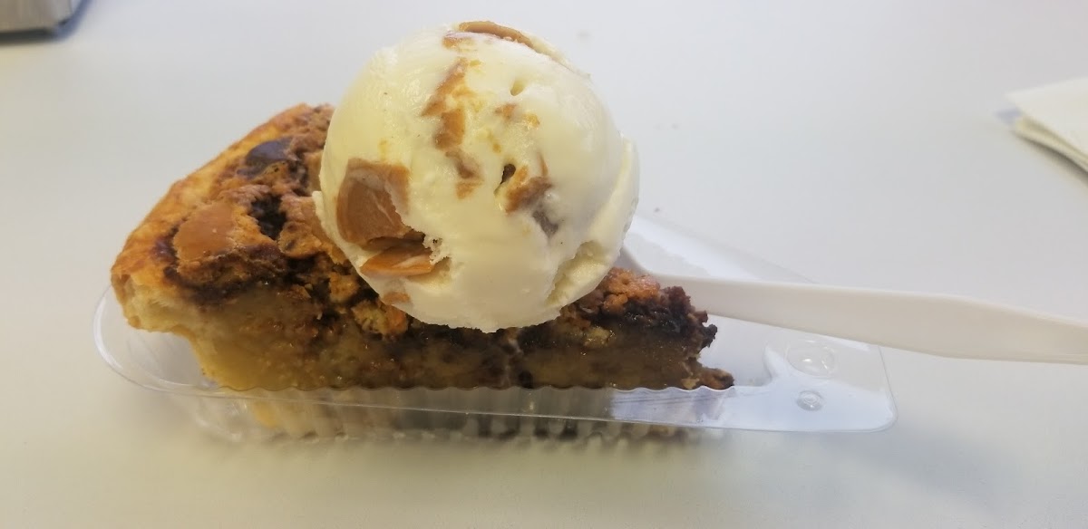 Beanie's Ice Cream-Candy Parlor Photo 9