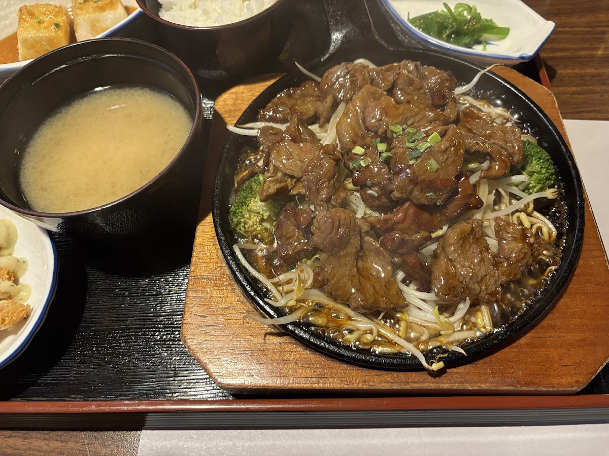 Hayami Japanese restaurant Photo 3