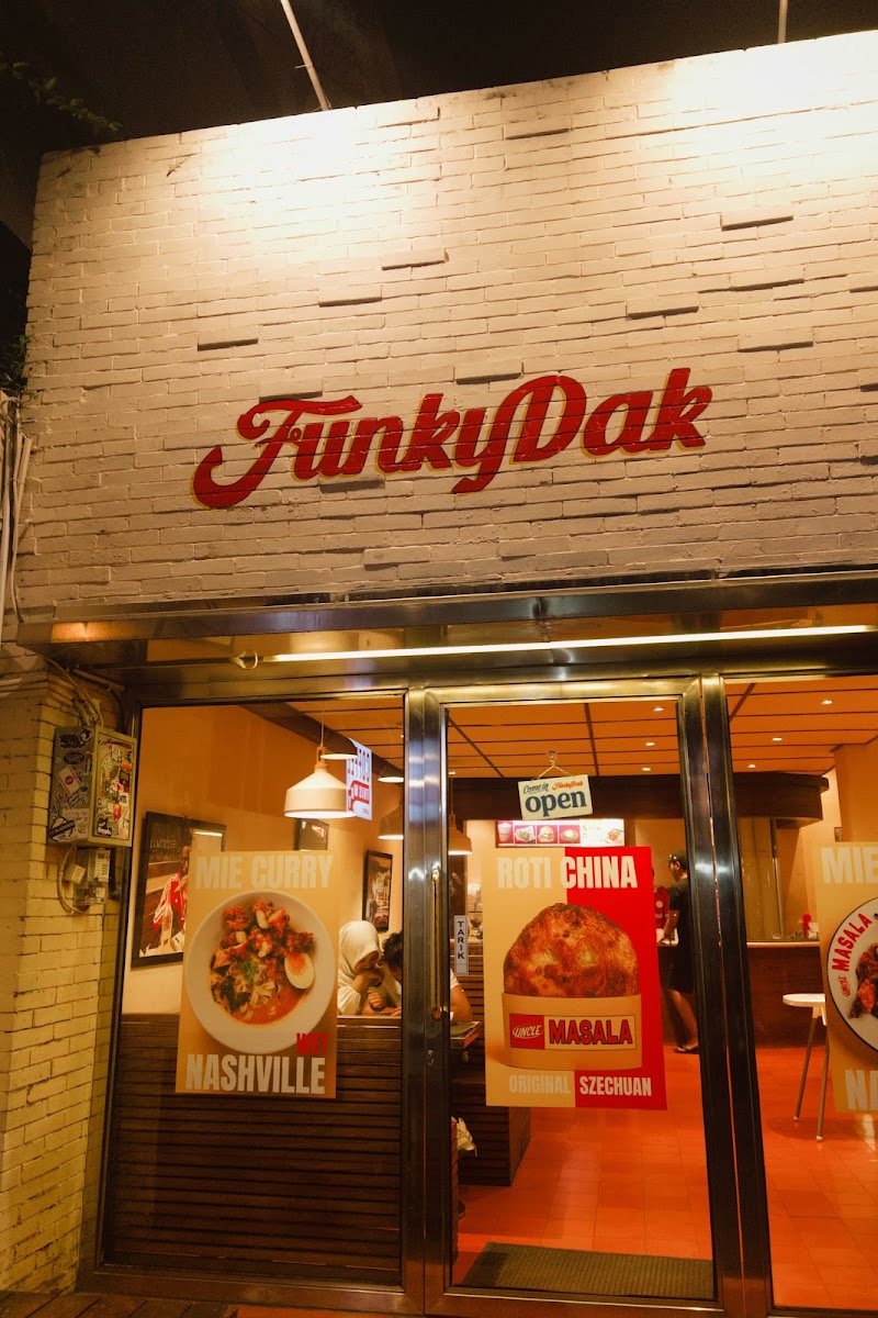 Funkydak Photo 3