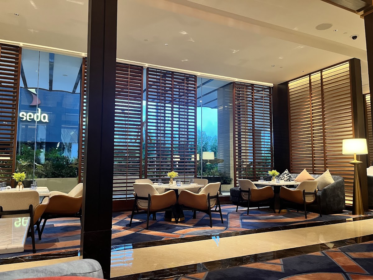 Cafe Mangrove | Solaire Resort North Photo 4