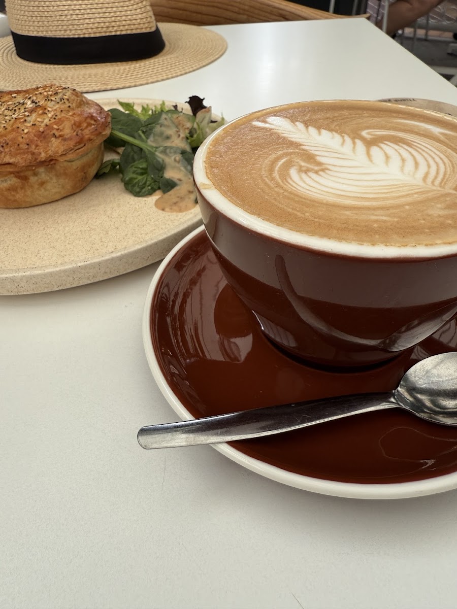 Franc. Cafe Photo 3