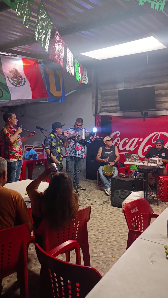 Mariscos los mejores del sur Photo 10